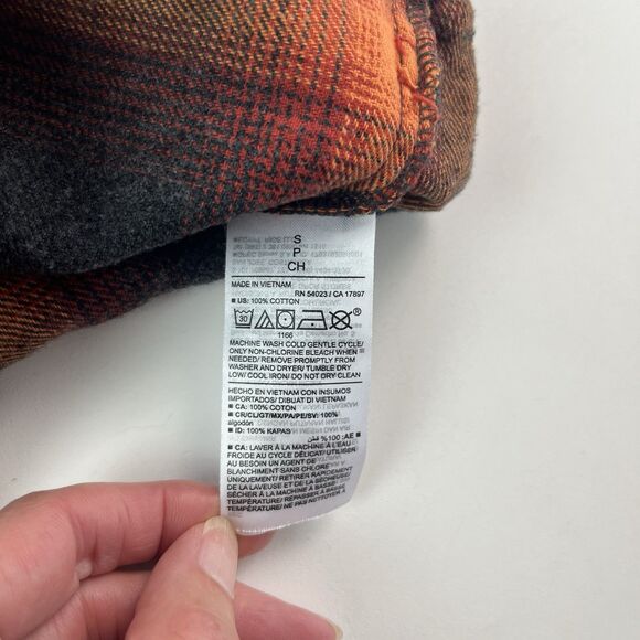 Old Navy Boyfriend Plaid Flannel Shirt S Evermore Swiftie Cabincore Grunge Indie - Picture 11 of 12